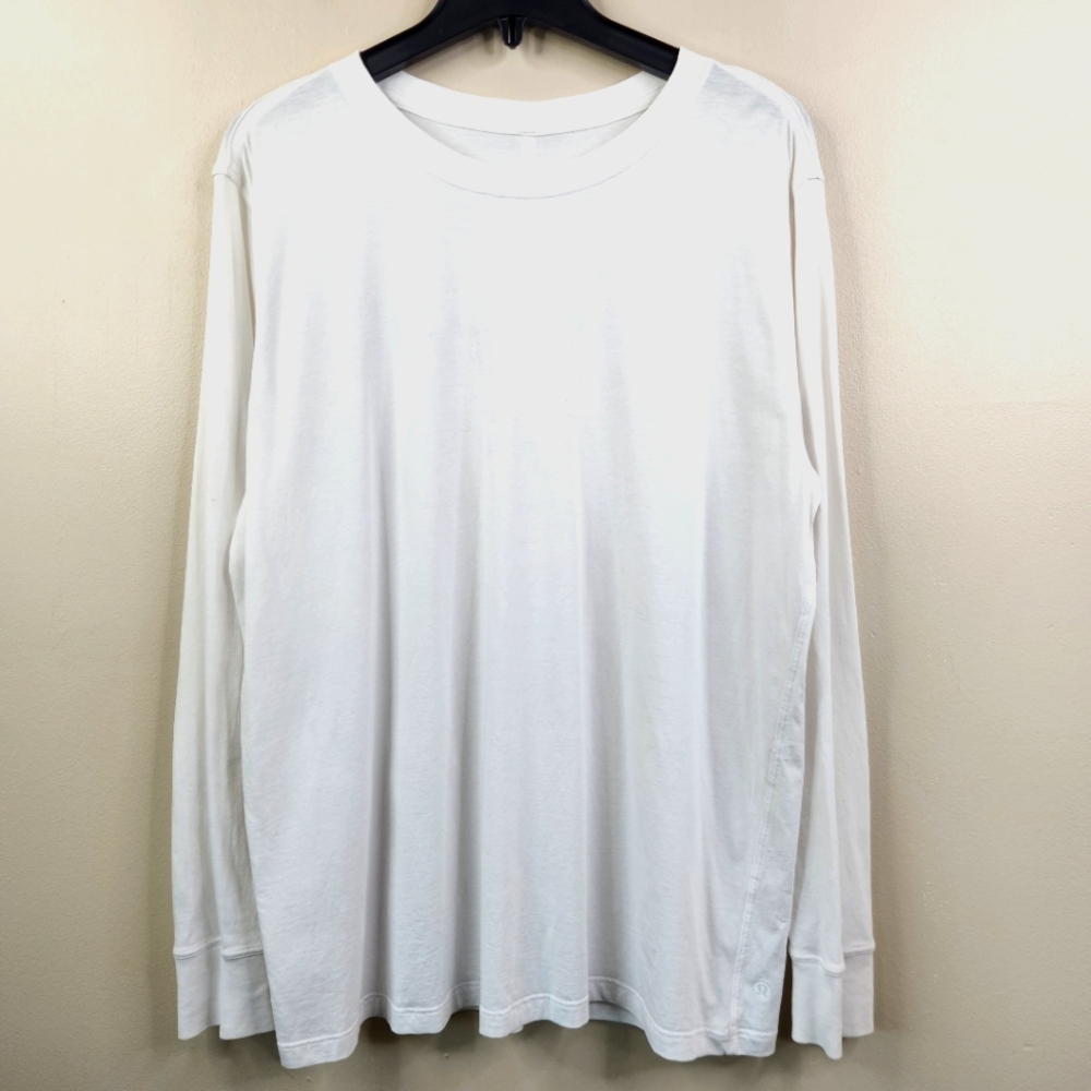 lululemon athletica White Long Sleeve Tee